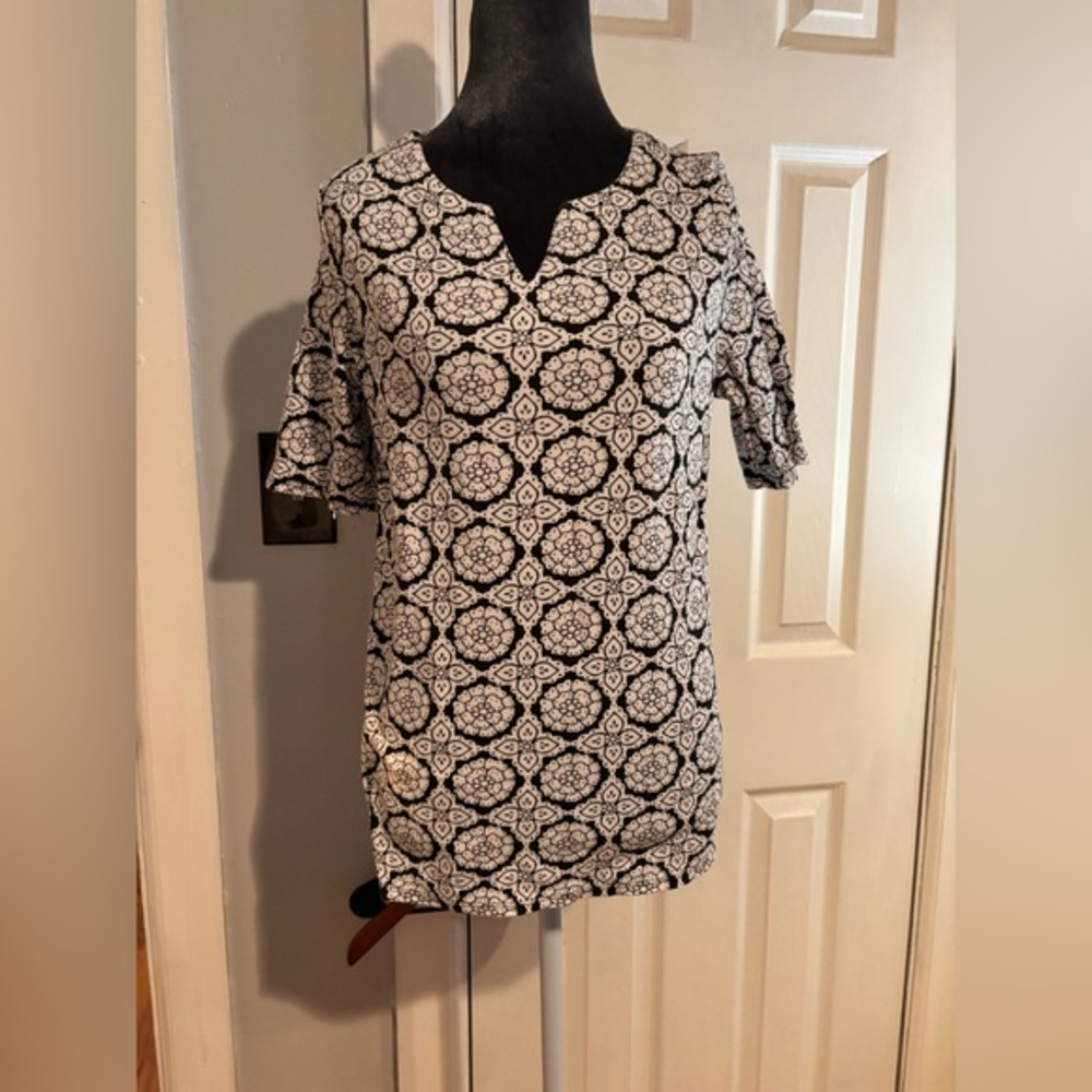 Croft & Barrow Monochrome Floral Blouse